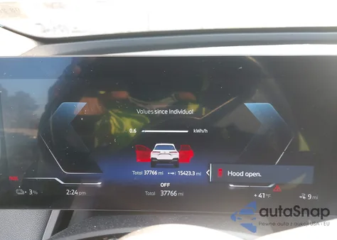 2024 BMW Ix xDrive50 z USA, uszkodzony, nr VIN WB523CF05RCP16943